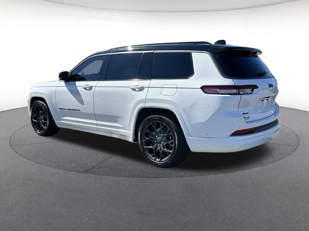 Certified 2026 Jeep Grand Cherokee L Summit w/ Obsidian Package AWD/4WD image 3