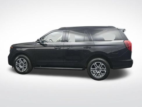 Certified 2025 Ford Expedition Active AWD/4WD image 10