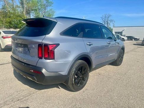 Certified 2021 Kia Sorento S AWD/4WD image 3