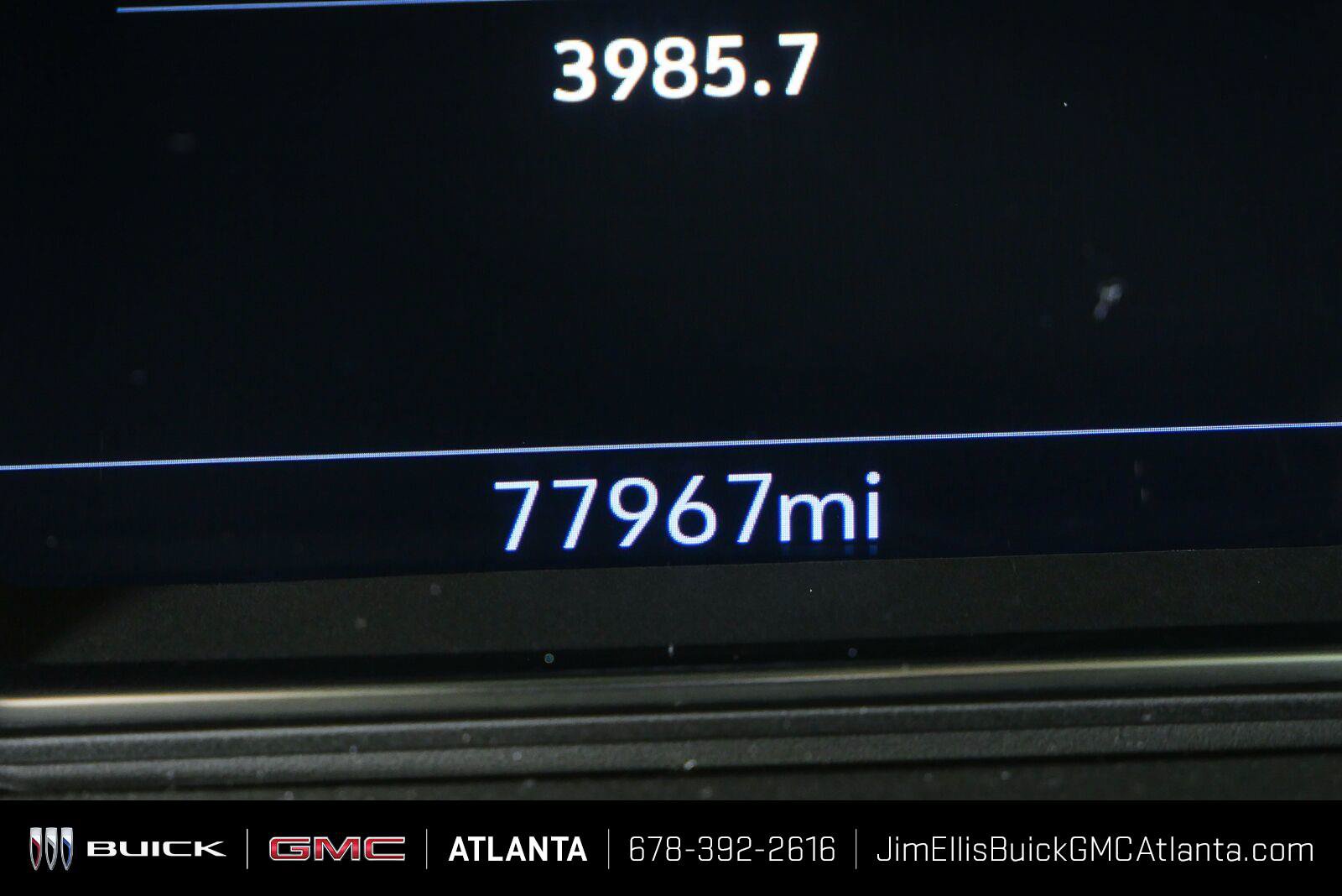 Used 2021 GMC Yukon SLT w/ SLT Premium Package RWD image 10