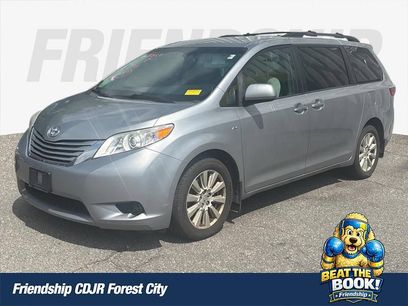 Used 2017 Toyota Sienna LE