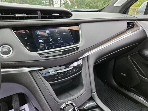 Certified 2024 Cadillac XT5 Premium Luxury w/ Platinum Package image 26