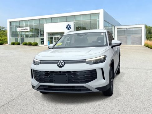 New 2026 Volkswagen Tiguan S AWD/4WD image 2