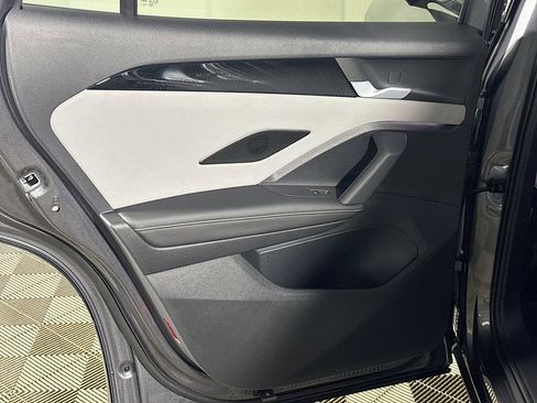 New 2026 Volkswagen Tiguan SE image 19