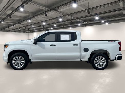 Used 2024 Chevrolet Silverado 1500 Custom image 13