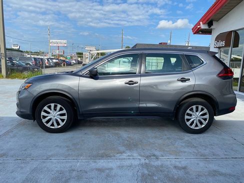Used 2020 Nissan Rogue S AWD/4WD image 3