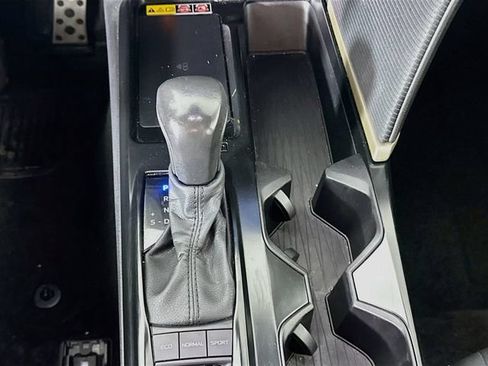 Used 2025 Toyota Camry SE FWD image 24