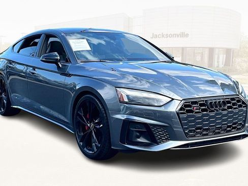 Used 2022 Audi S5 Prestige w/ Prestige Package AWD/4WD image 3