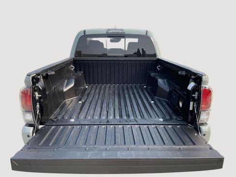 Used 2021 Toyota Tacoma TRD Pro AWD/4WD image 7