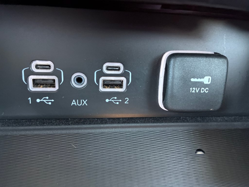Used 2021 Jeep Grand Cherokee L Laredo w/ Luxury Tech Group I AWD/4WD image 6