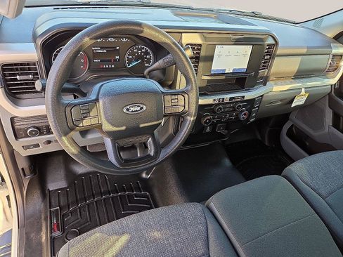 Used 2025 Ford F250 XLT AWD/4WD image 12
