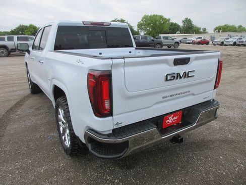 New 2026 GMC Sierra 1500 SLT w/ SLT Convenience Package AWD/4WD image 11