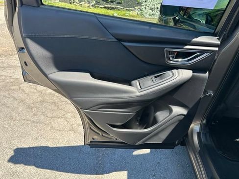 Used 2020 Subaru Forester Premium AWD/4WD image 22