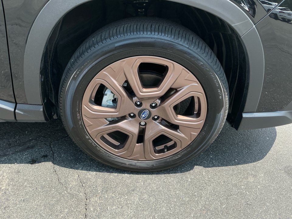 Certified 2026 Subaru Ascent Limited Bronze AWD/4WD image 31