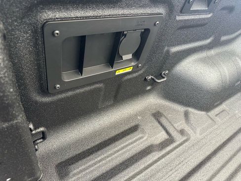 New 2025 Ford Ranger Lariat w/ Chrome Accent Package image 16