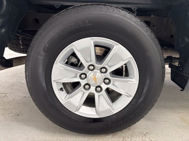 Used 2025 Chevrolet Silverado 1500 LT AWD/4WD image 35