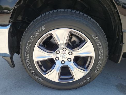 Used 2023 RAM 1500 Laramie AWD/4WD image 18