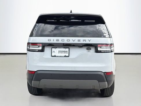 Used 2019 Land Rover Discovery SE image 4