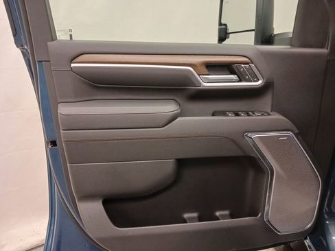 New 2026 Chevrolet Silverado 2500 High Country w/ Technology Package AWD/4WD image 11