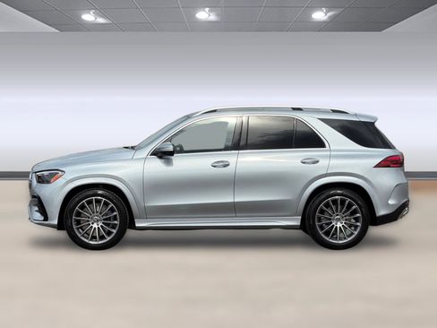 New 2026 Mercedes-Benz GLE 450 4MATIC image 2