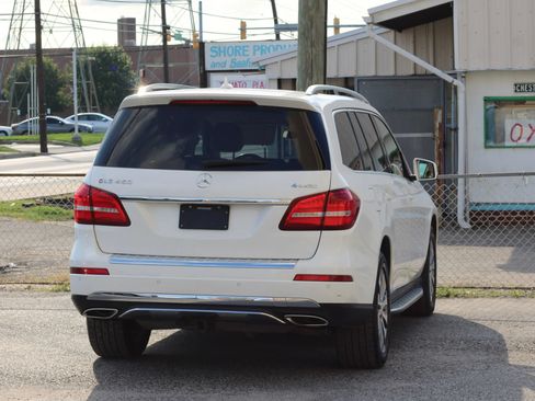 Used 2017 Mercedes-Benz GLS 450 4MATIC w/ Premium Package image 8