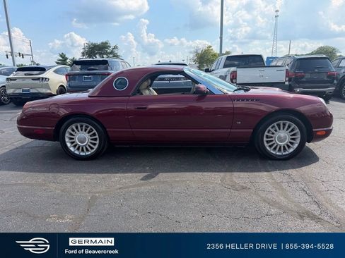 Used 2004 Ford Thunderbird RWD image 9