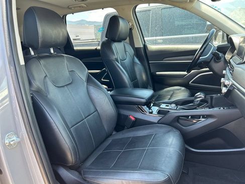 Used 2022 Kia Telluride EX w/ EX Premium Package AWD/4WD image 6