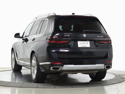 Used 2025 BMW X7 xDrive40i w/ Premium Package AWD/4WD image 7