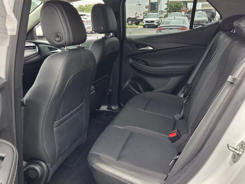 Used 2025 Buick Encore GX Preferred FWD image 6