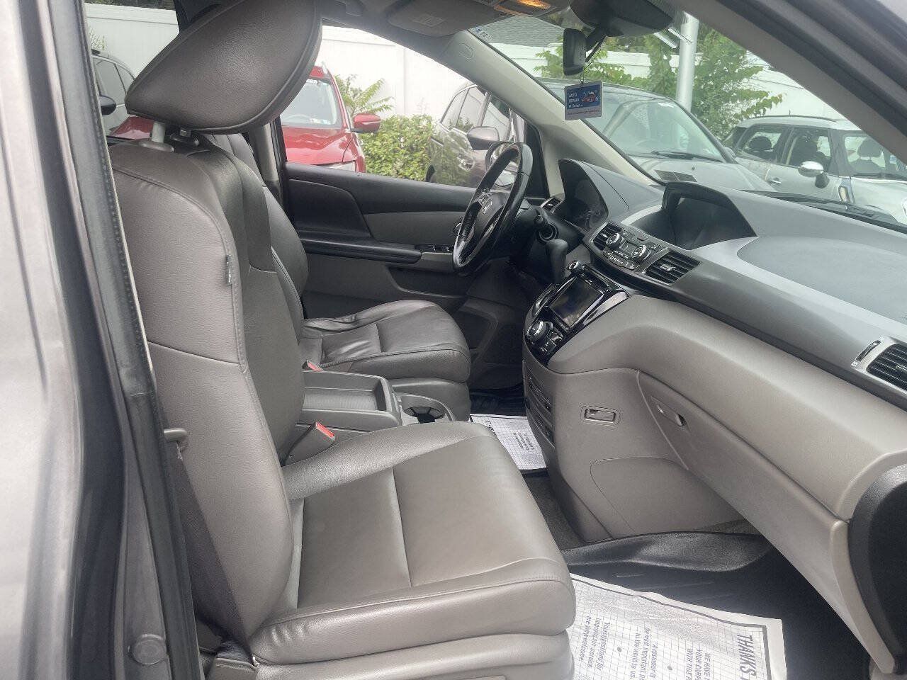 Used 2015 Honda Odyssey EX-L image 26