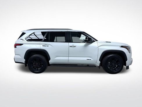 Used 2026 Toyota Sequoia Limited w/ TRD Off-Road Package AWD/4WD image 10