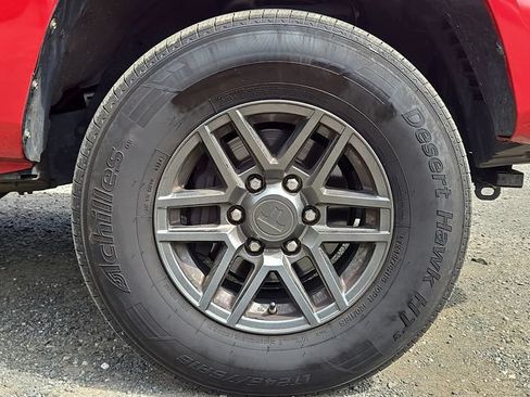 Used 2019 Toyota Tacoma SR w/ SR Convenience Package RWD image 24