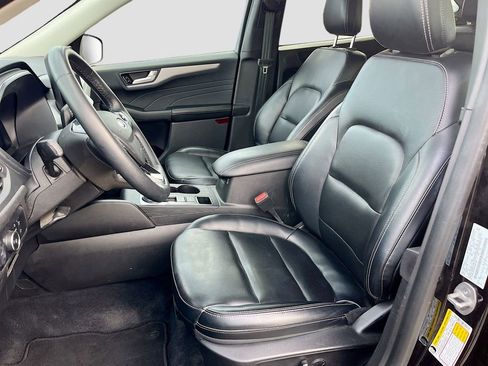 Used 2023 Ford Escape Platinum AWD/4WD image 21