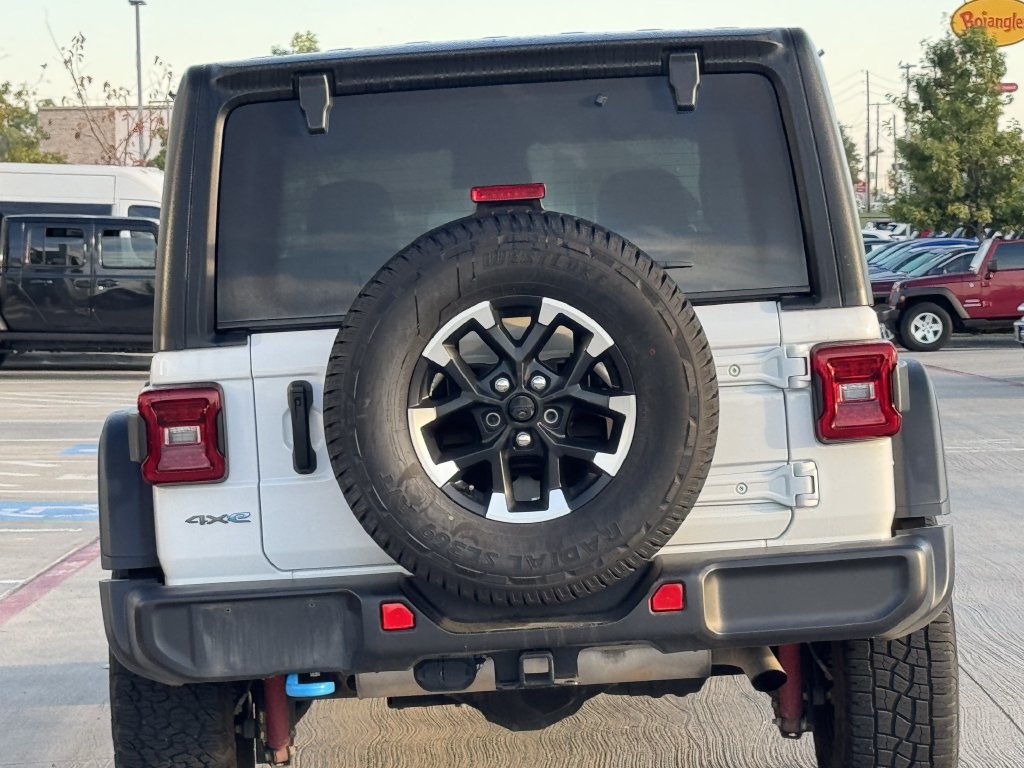 Used 2024 Jeep Wrangler Unlimited Rubicon 4xe AWD/4WD image 5