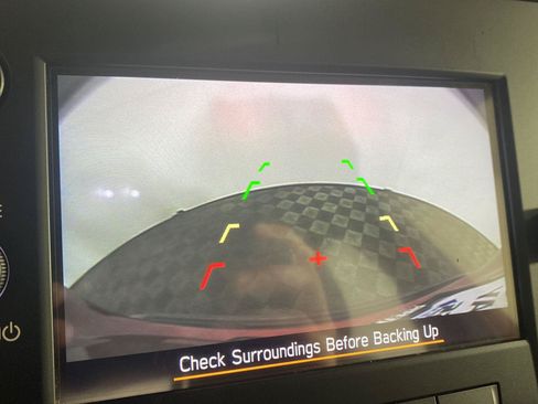 Used 2025 Subaru Forester AWD/4WD image 19