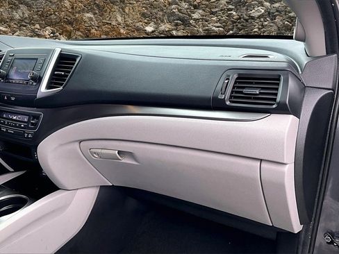 Used 2019 Honda Ridgeline RTL image 15