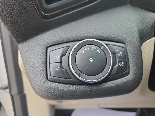 Used 2018 Ford Escape Titanium AWD/4WD image 36