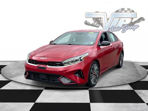 Used 2023 Kia Forte GT w/ GT2 Package FWD image 3