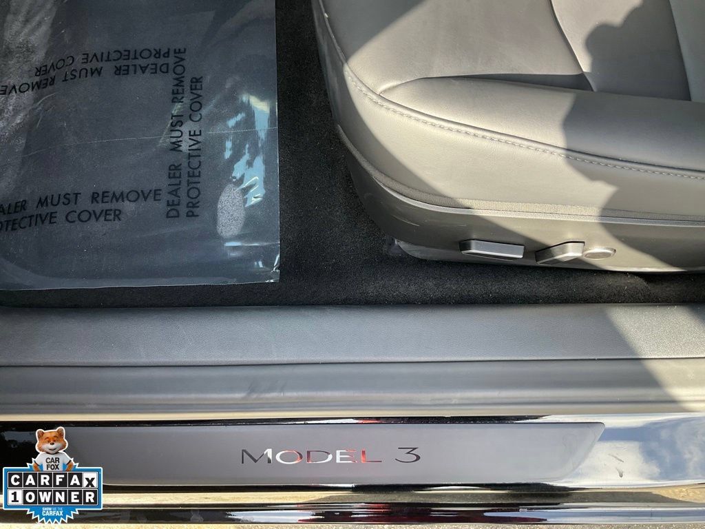 Used 2023 Tesla Model 3 Standard Range RWD image 15