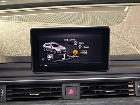 Used 2017 Audi A4 2.0T allroad Premium Plus image 18