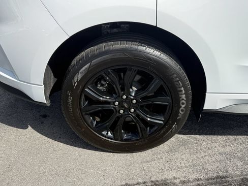 Certified 2024 Ford Edge SE w/ Black Appearance Package AWD/4WD image 34