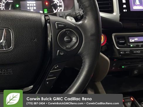 Used 2017 Honda Pilot Elite image 29