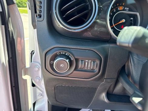 Used 2020 Jeep Wrangler Unlimited Sport AWD/4WD image 17