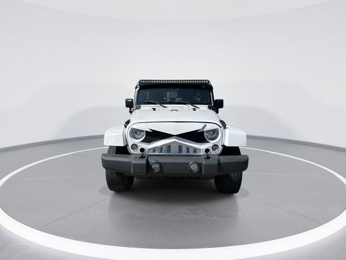 Used 2018 Jeep Wrangler Unlimited Sport S image 3