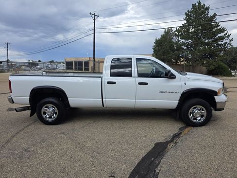 Used 2005 Dodge Ram 2500 Truck SLT w/ Trailer Tow Group AWD/4WD image 9