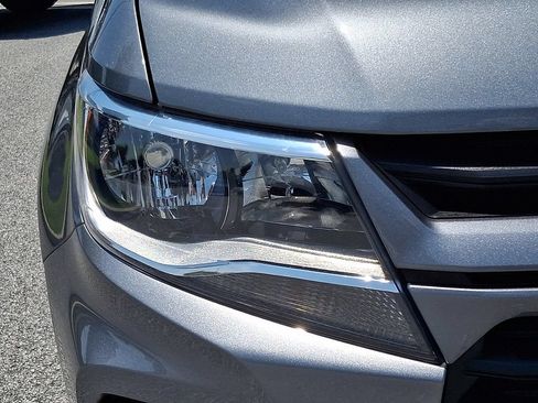 Used 2022 Chevrolet Colorado LT w/ LT Convenience Package RWD image 9
