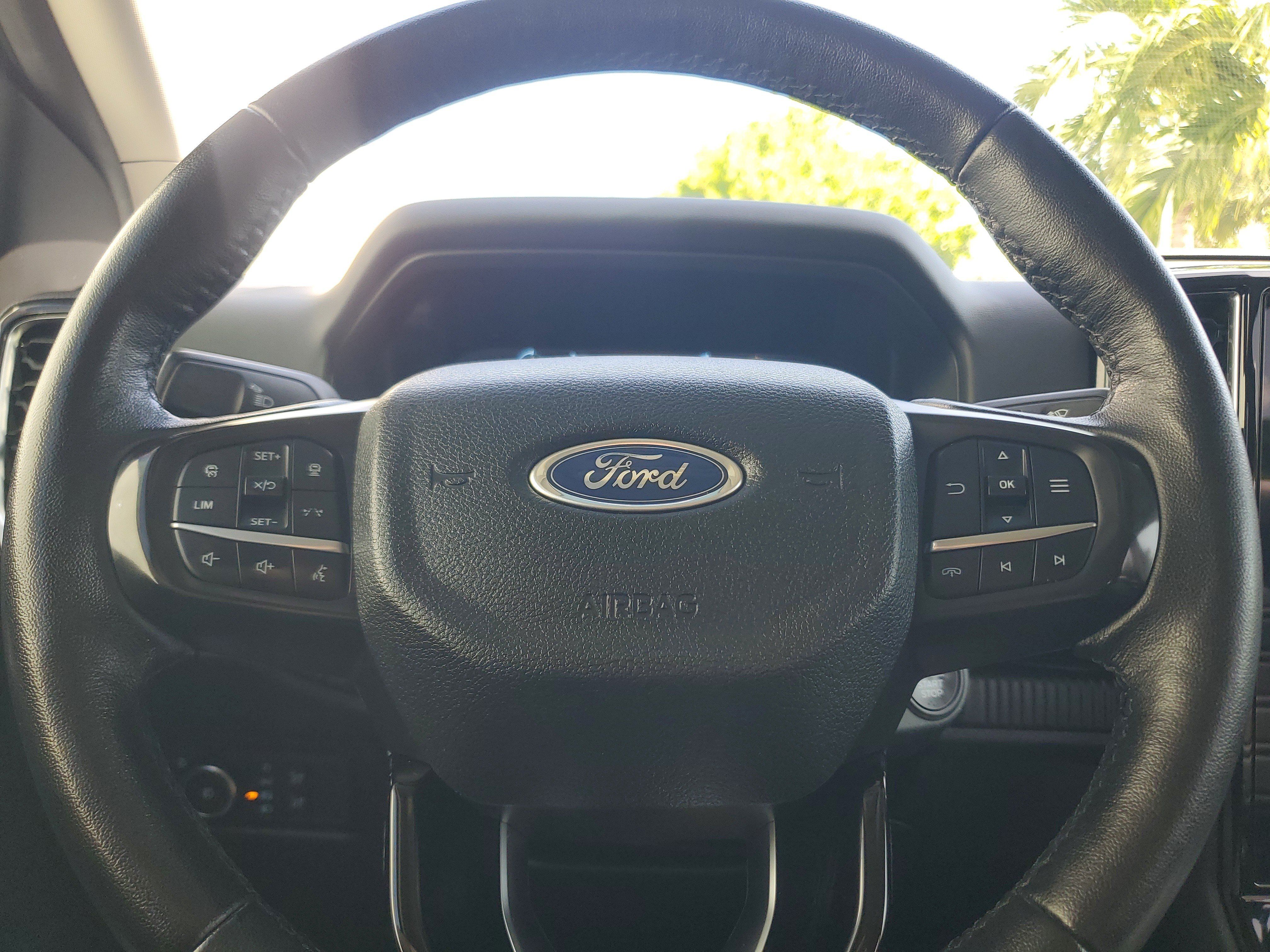 Used 2025 Ford Ranger Lariat w/ FX4 Off-Road Package AWD/4WD image 21
