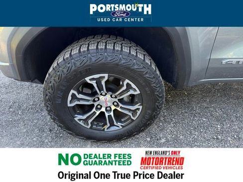 Used 2024 GMC Canyon AT4 image 27