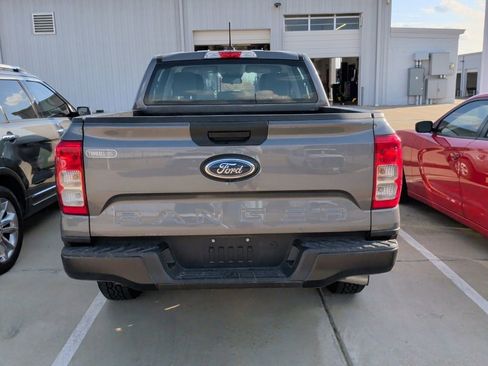 Used 2024 Ford Ranger XL image 6