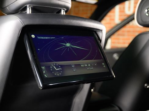 Used 2019 Rolls-Royce Cullinan image 48